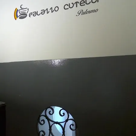 Palazzo Cutelli Bed&book Bed & Breakfast