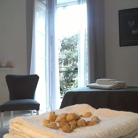 ベッド・アンド・ブレックファスト Bed&book Palazzo Cutelli パレルモ